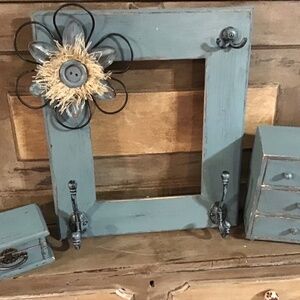 S late Blue Distressed Jewelry  set